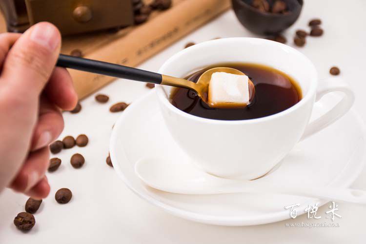 研究發(fā)現(xiàn)，無(wú)論加不加糖的咖啡都能獲得健康，喝咖啡還有這五大好處